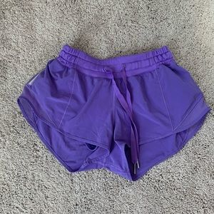 Lululemon Hotty Hot Shorts Size 2 Purple